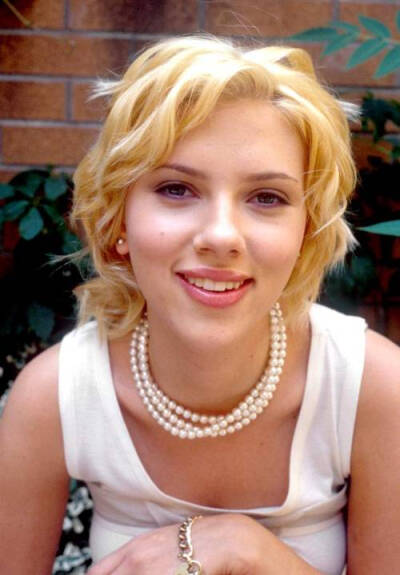 斯嘉丽·约翰逊（Scarlett Johansson），关注公众号：颜值种草机