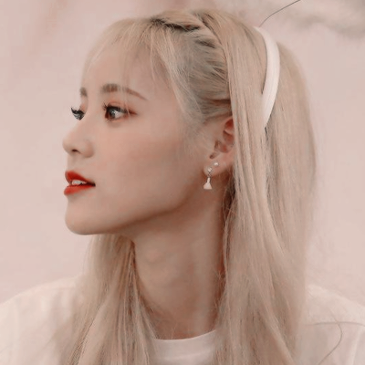 郑真率Jinsoul