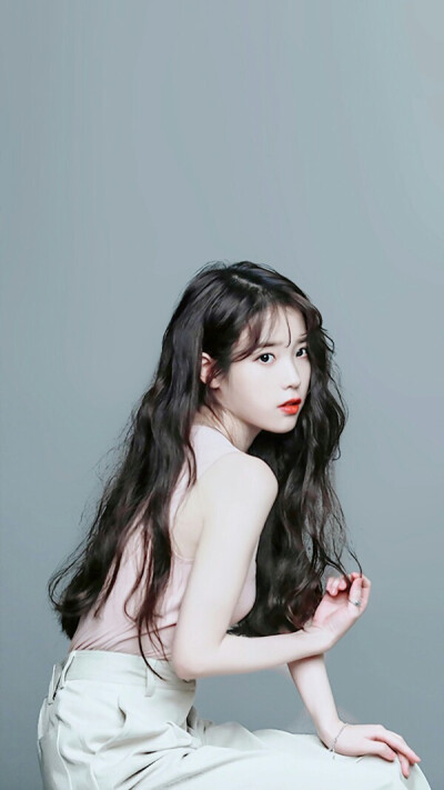 IU 李智恩