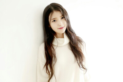 IU 李智恩