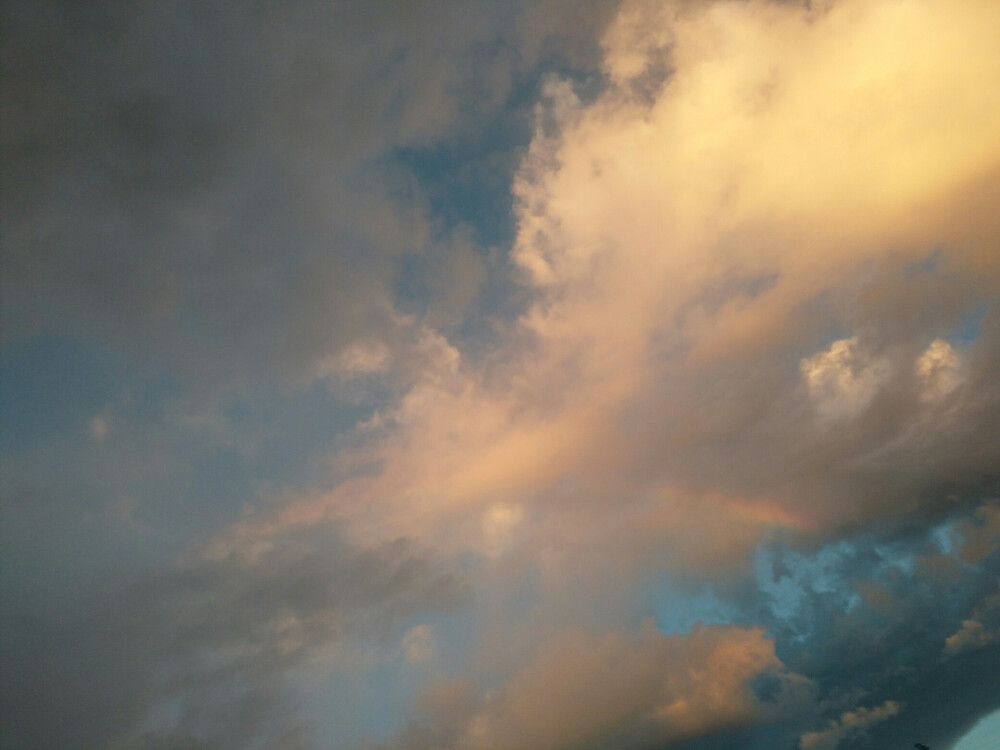 夏天
云
彩虹
天空