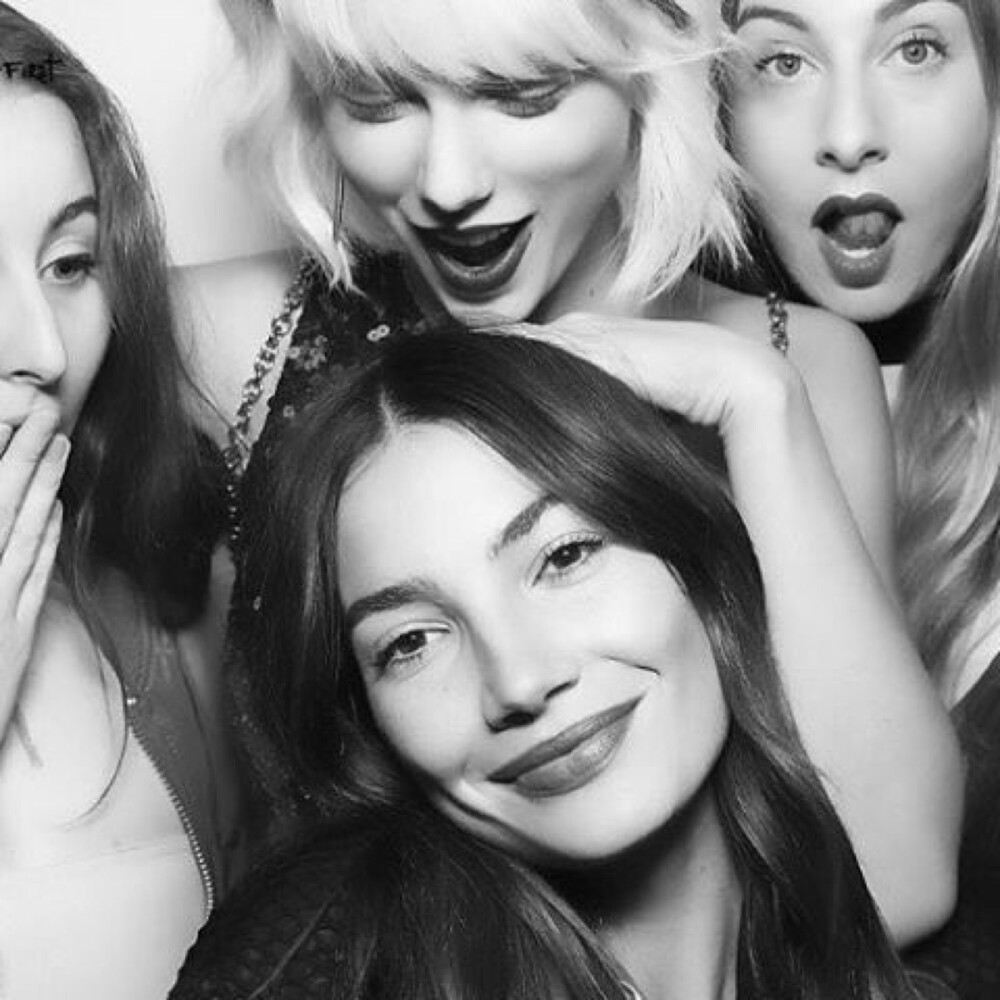 taylorgigihadidlilyadridge