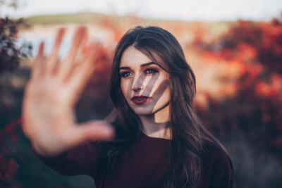 People 2560x1707 women model brunette red lipstick portrait women outdoors depth of field looking into the distance sweater face