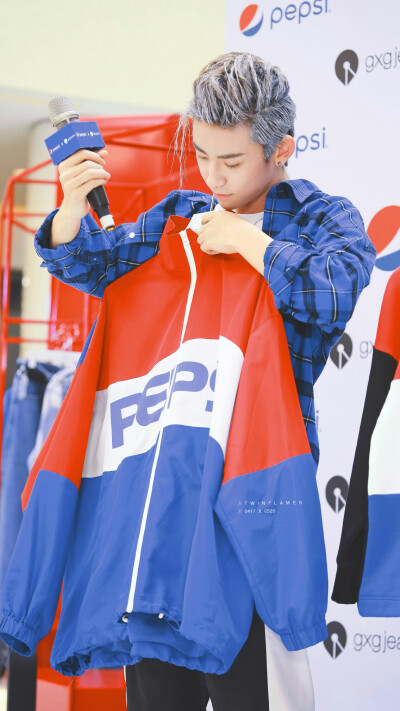 2018.07.14杭州
品牌快闪店活动Pepsi X gxg jeans现场