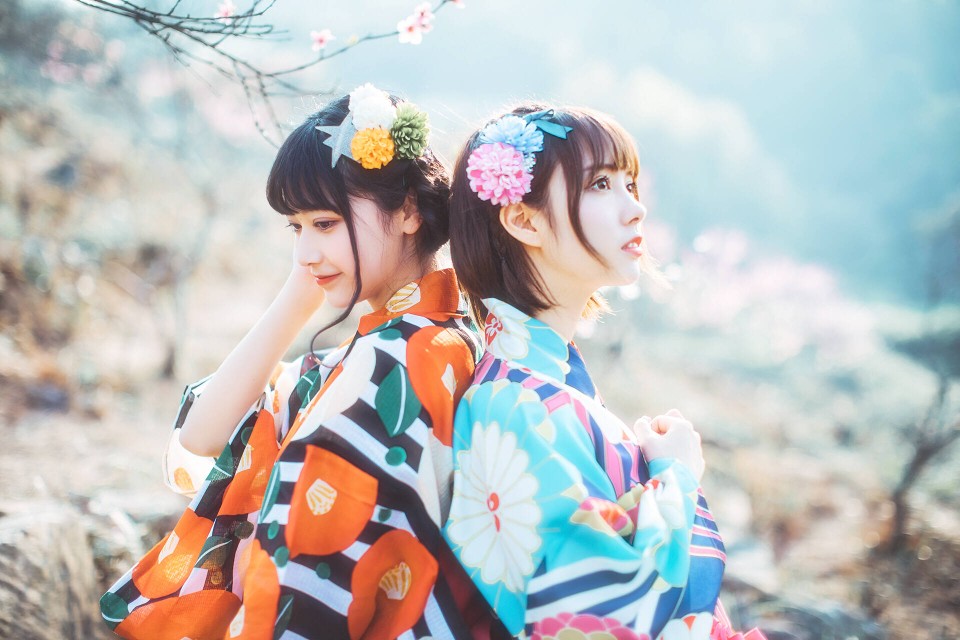 桃花
麻豆（蓝）：@AmaiAmai-MILU
麻豆（红）：@三三sugi
拍摄于：重庆
摄影：阿牧AMS