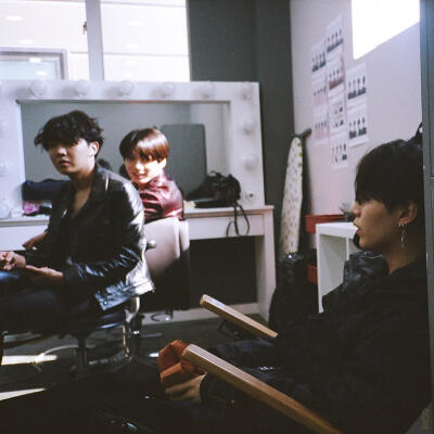 JungKook 田柾国&J-hope 郑号锡&Suga 闵玧其 BTS 防弹少年团 “今 天”EXHIBITION from BTS CAMEAR