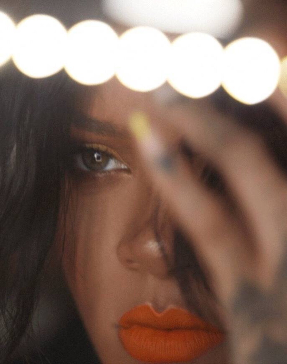 日日Rihanna