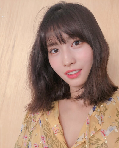 TWICE平井桃MOMO