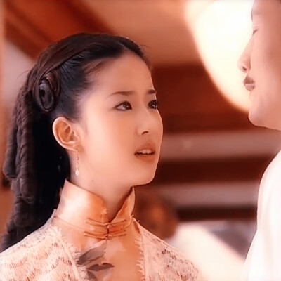 刘亦菲 白秀珠 2003电视剧《金粉世家》
#我的妹妹一点也不可爱# 为什么我的妹妹老是跟我生气，是我的脸不够帅还是money不够多？ 求助.jpg @刘亦菲 ​​
图文by白雄起