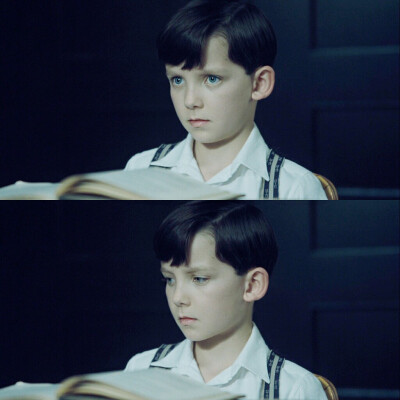 Asa Butterfield 阿沙.巴特菲尔德