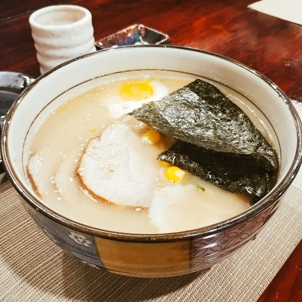 青山六本目居酒屋丨骨汤拉面