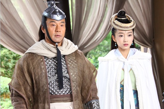 宣璐，1991年1月15日出生于江苏省南京市，中国内地女演员、舞者，毕业于中央戏剧学院。2008年被李少红选中，出演新版《红楼梦》而正式进入演艺圈。2012年，参演情感剧《娘心计》。2013年，参演古装电视剧《舞乐传奇》。2014年，主演惊悚片《夜半梳头》；同年，主演年代剧《午夜蝴蝶》。2015年，出演了《大秧歌》中的槐花。2017年，主演电视剧《花谢花飞花满天》。2018年，出演古装仙侠剧《陈情令》。 （from搜狗百科