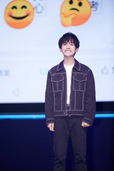 #易烊千玺 #tfboys 华为nova3手机发布会 高清 帅气 可爱