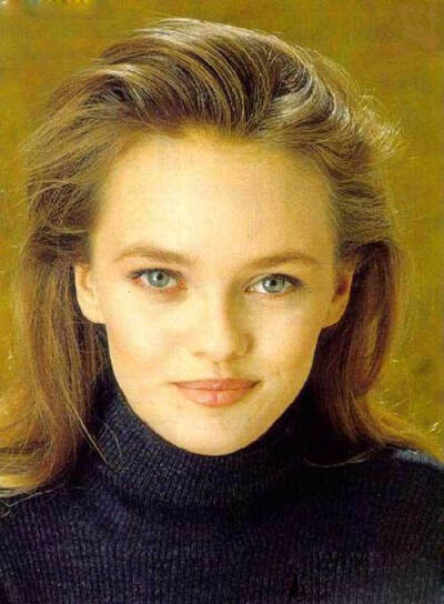 凡妮莎·帕拉迪斯（Vanessa Paradis）