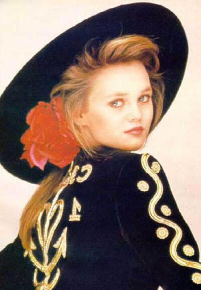 凡妮莎·帕拉迪斯（Vanessa Paradis）