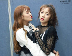 (G)I-DLE 
赵美延(MIYEON)、MINNIE、徐穗珍(SOOJIN)、全昭妍(SOYEON)、宋雨琦(YUQI)、叶舒华(SHUHUA)