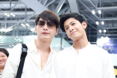 KristPerawat 暖暖 阿日学长 Arthit 王慧侦 SingtoPrachaya 小狮子 Kongphop 钢炮 泰剧一年生