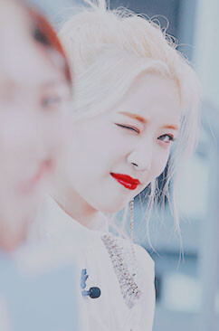 金定恩/KimLip/搞事天团0205半年庆快乐