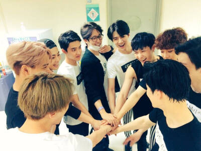 EXO 壁纸 背景 美图