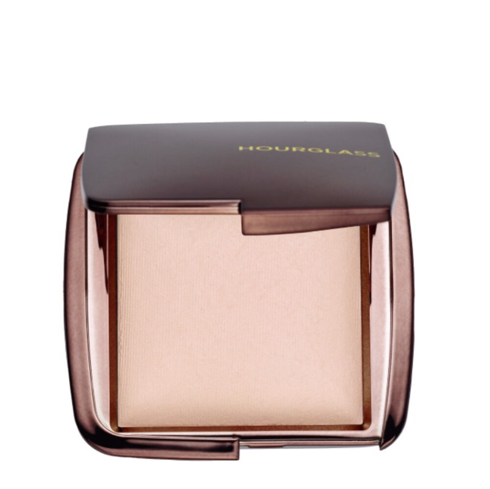 Hourglass Ambient® Lighting Powder "Ethereal Light"
$46