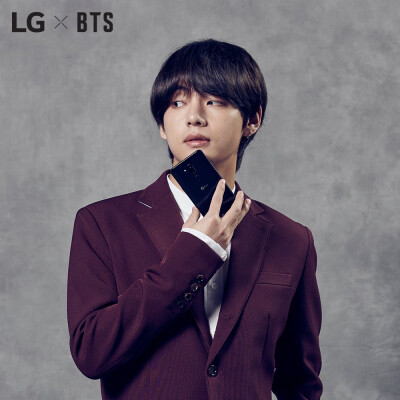 V 金泰亨 BTS 防弹少年团 BTS×LG