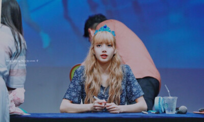 180701 新村签售会 LISA