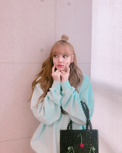 180707 lalalalisa_m 更新