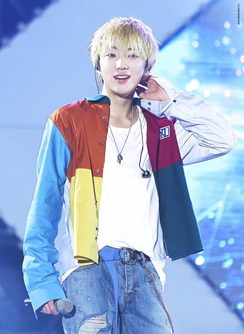 winner 姜昇润 姜胜允 里兜 奶润 润润 允妮 ksy YOON 姜制作人 队长 可靠的忙内 糯米团子 super Kang 本能唱作人
想认识更多IC:qq1044228067
wx15082360882