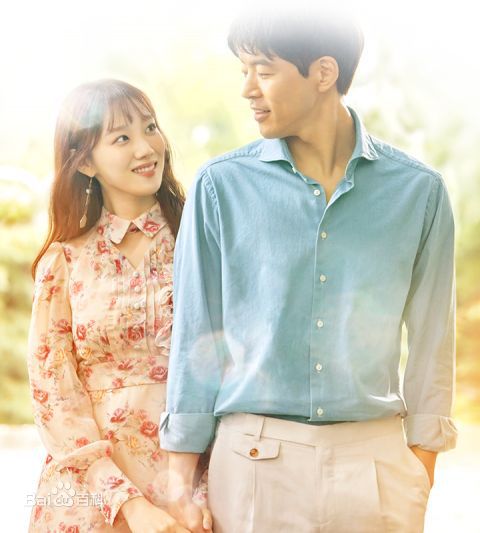 《想要停止的瞬间:About Time》 该剧由李圣经，李尚允主演。该剧讲述了能看到别人和自己寿命时钟的不幸女人，遇到了一个轻而易举就能暂停她的时间的男人之后，只能实现爱情魔法的瞬间的奇幻故事。刚开始觉得这个题材很新颖，应该有很大的发挥空间，然而后面的剧情偏于平淡，没有出彩之处~#韩剧