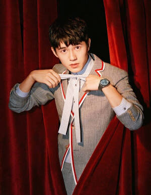 刘昊然小哥哥☆