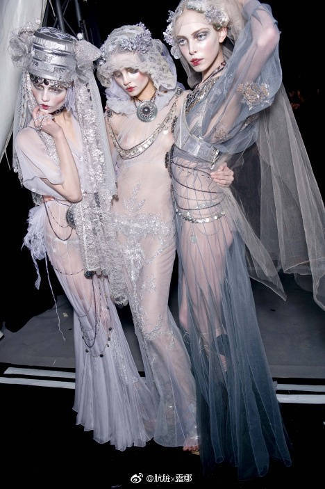 Ghost brides at john galliano f/w ​​​