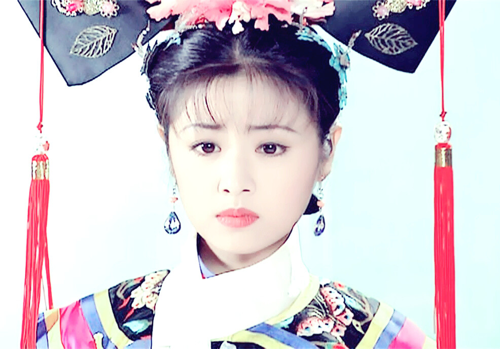 古装美人
还珠格格
夏紫薇