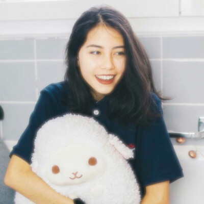 时间久了
都不知道是喜欢还是执念