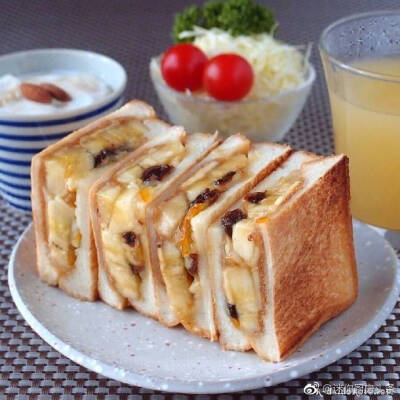 今日份美味早餐夹层吐司 ​。
