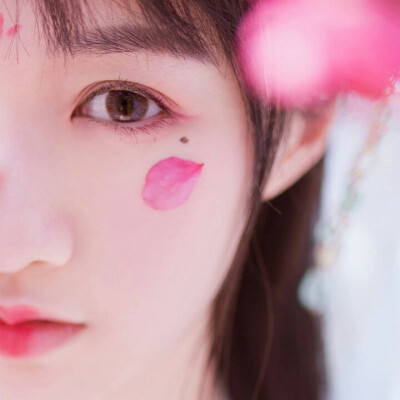 古风真人 壁纸 女生头像 女头 小清新 虐心 唯美 高清 意境 古风 古风头像 自截图片 二转注明出处