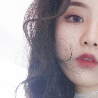 我连魂魄都是黑的，唯独心尖上一点干干净净地放着你