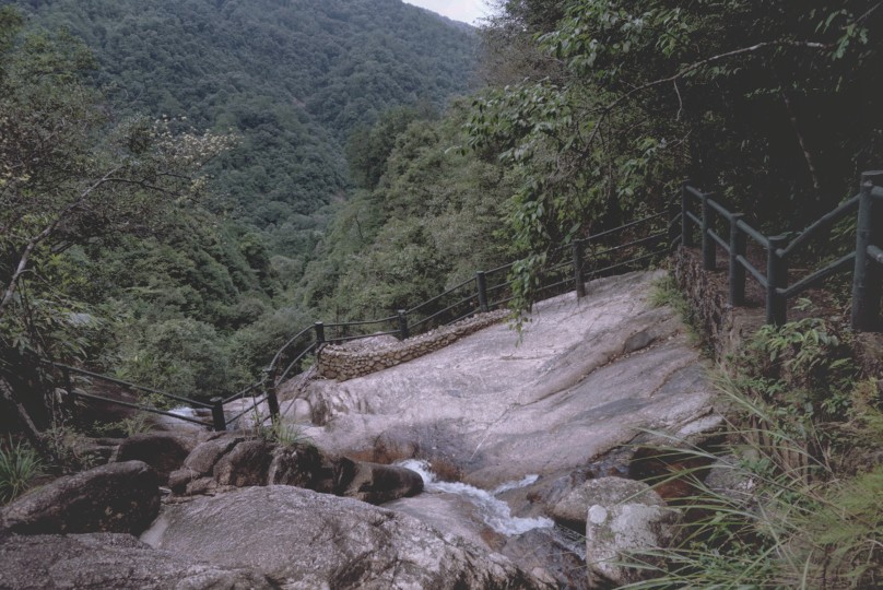 龙川大峡谷/