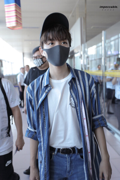 王俊凯×2018.07.29 延吉—北京×cr：logo