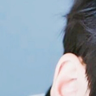 朱一龙 居老师 漫画向 镇魂 剧照
表情包 日常照 九宫格 侵删