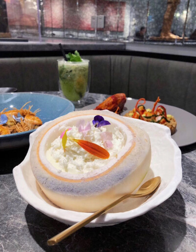 吃吃吃，颜值控