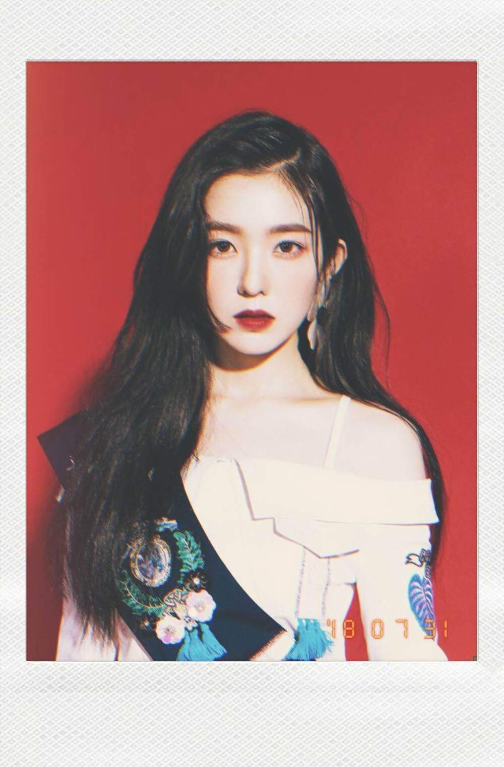 Red Velvet Irene 裴珠泫裴柱现 壁纸桌面 复古证件照