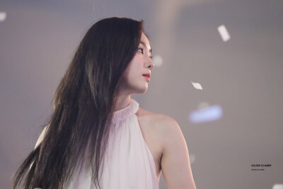 仙女裴 Irene