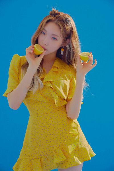 金请夏
Chung Ha
酒儿
