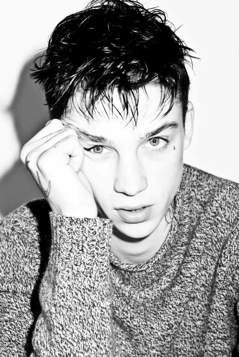 AshStymest 阿屎好帅～～