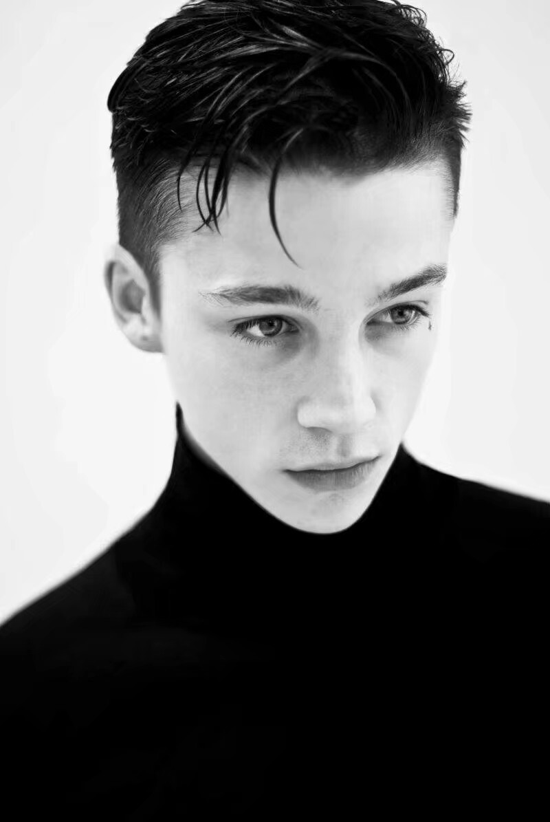 AshStymest 阿屎好帅～～