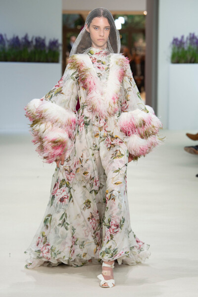 意大利设计师品牌 Giambattista Valli 2018 秋冬高级定制