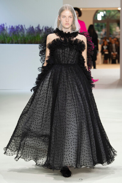 意大利设计师品牌 Giambattista Valli 2018 秋冬高级定制