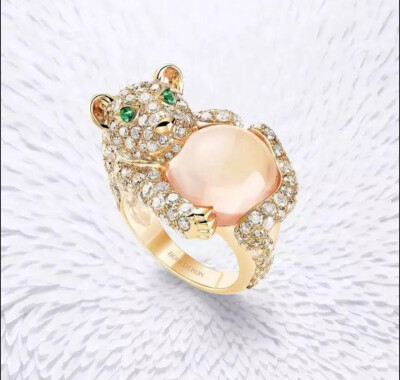 天马行空的艺术匠心——Boucheron宝诗龙动物系列欣赏
Boucheron宝诗龙动物系列SHIBLI幼狮戒指
