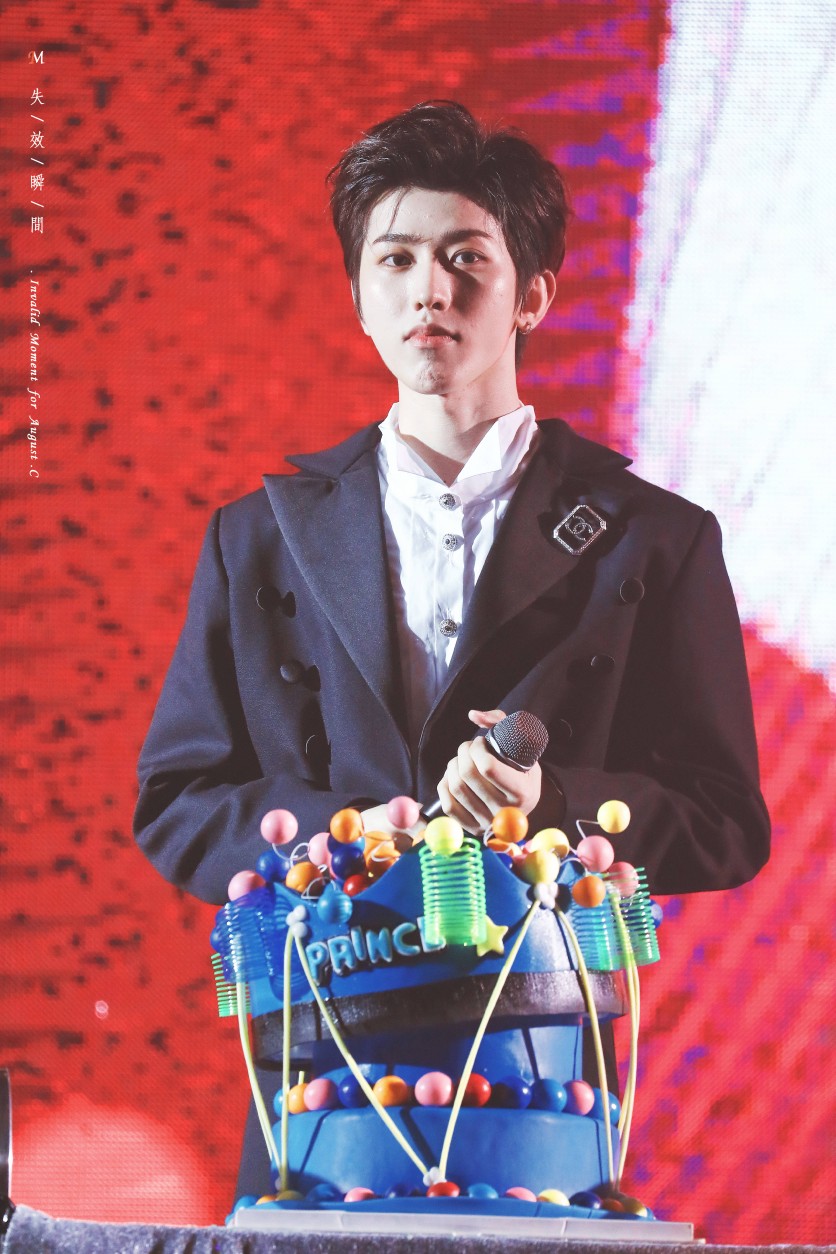 2018.8.2 “K”全球发布会
蔡徐坤