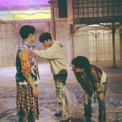 JungKook 田柾国&Jin 金硕珍&dSuga 闵玧其 BTS 防弹少年团 “今 天”EXHIBITION from BTS CAMEAR